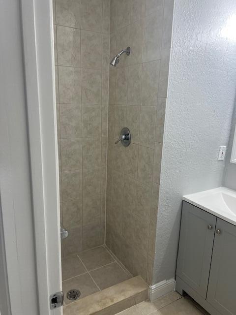 S/D OF 9-46-43 IN - Residential Lease