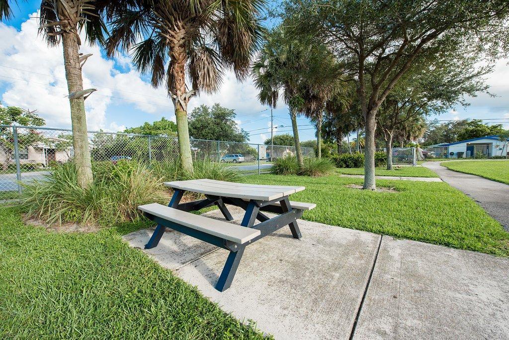 S/D OF 9-46-43 IN - Residential Lease