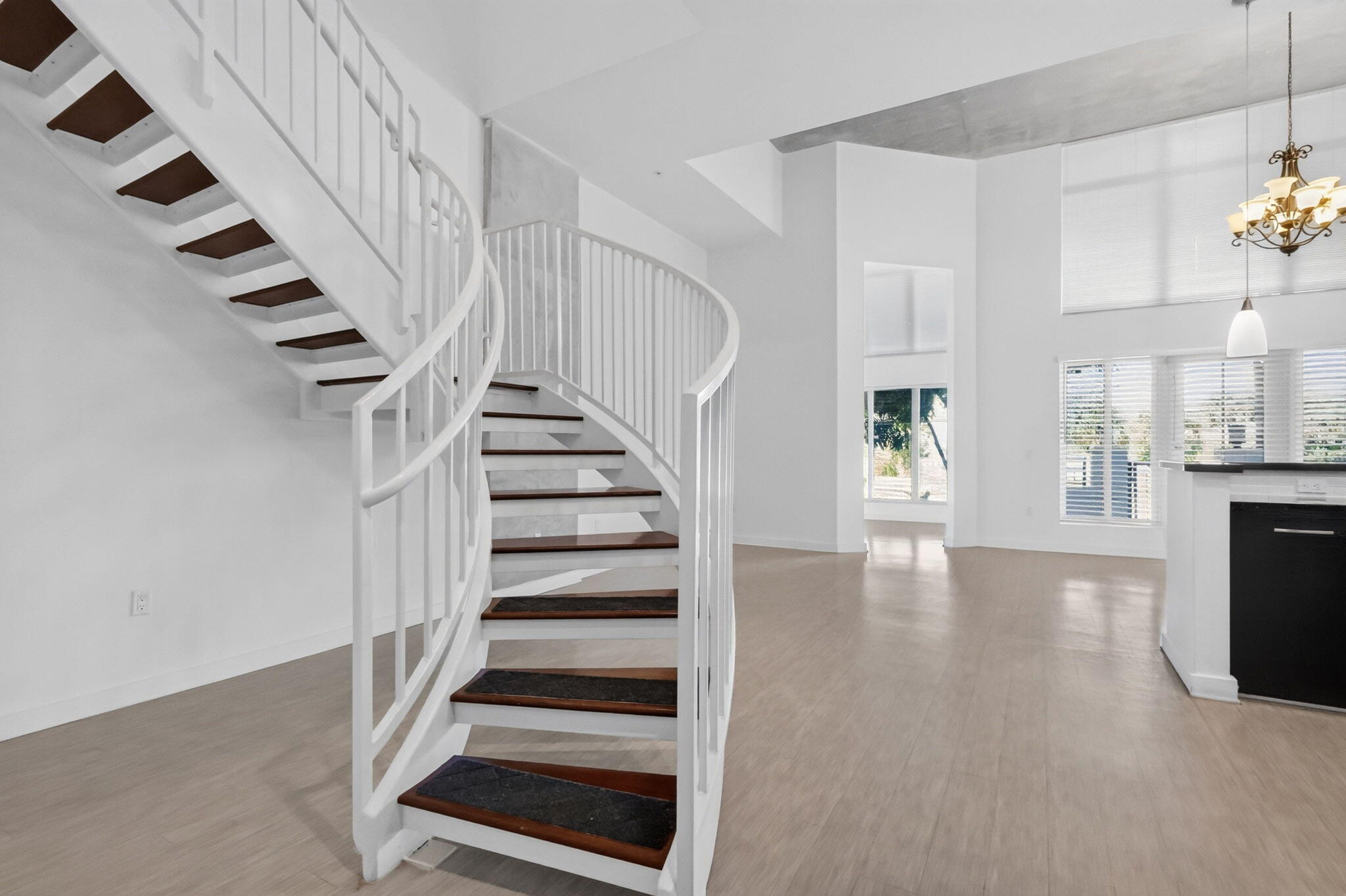 300 S Australian Avenue 128