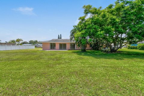 A home in Port St Lucie