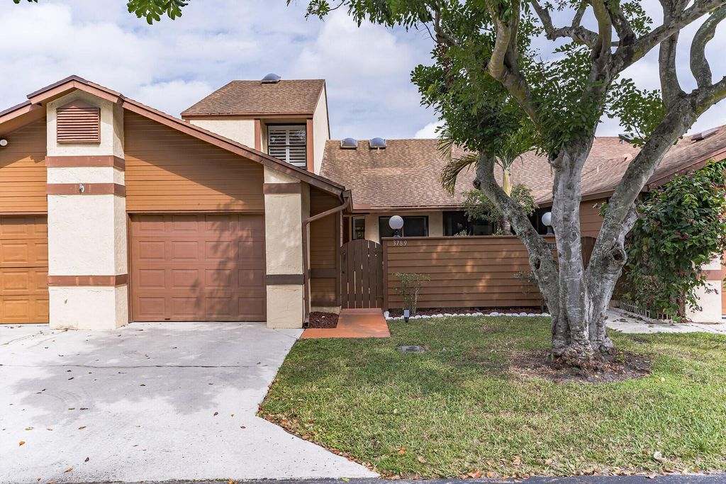 Photo of 3789 Blue Ridge Road, West Palm Beach, FL 33406 (MLS # R10970936)