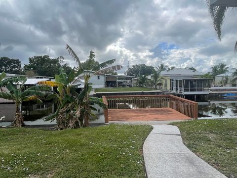 A home in Okeechobee