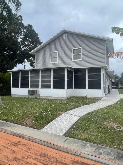 A home in Okeechobee