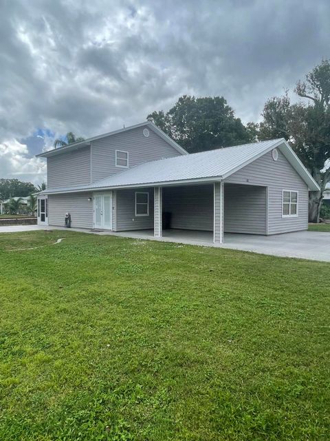 A home in Okeechobee