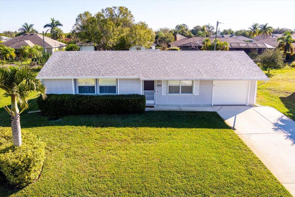 Photo of 1509 SE Clearbrook Street, Port Saint Lucie, FL 34983 (MLS # R10770773)