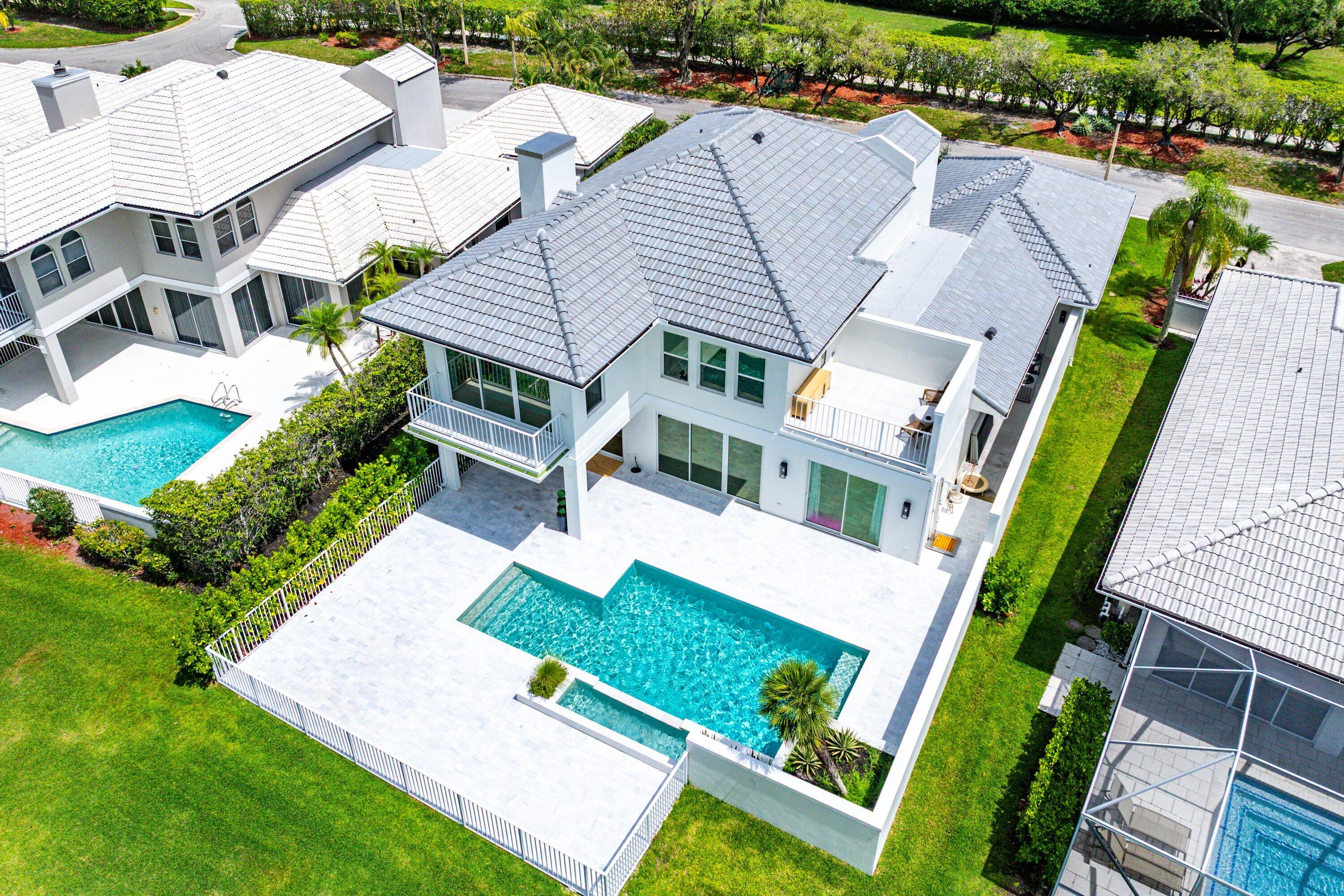 BREAKERS WEST 9 - Residential