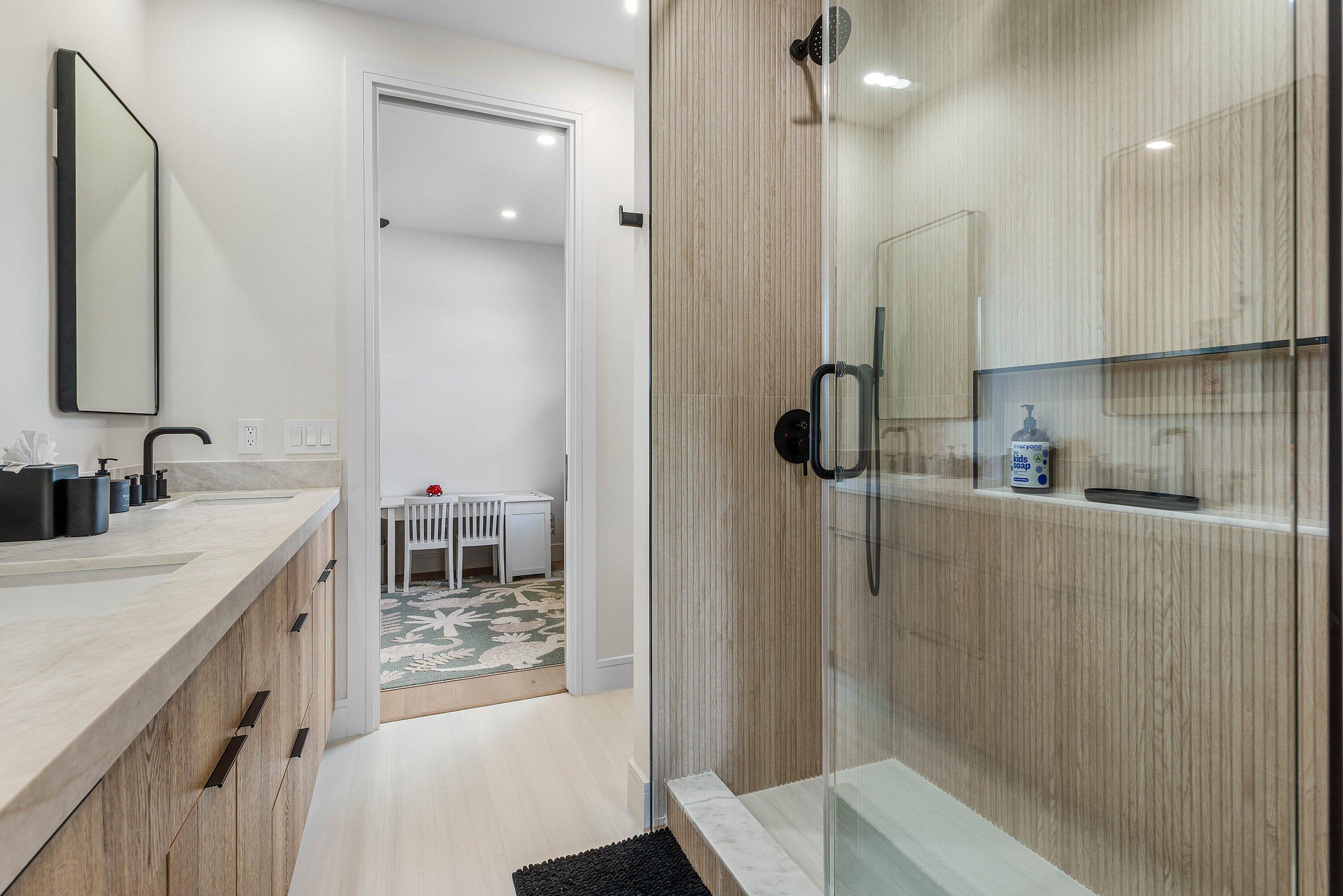 BREAKERS WEST 9 - Residential