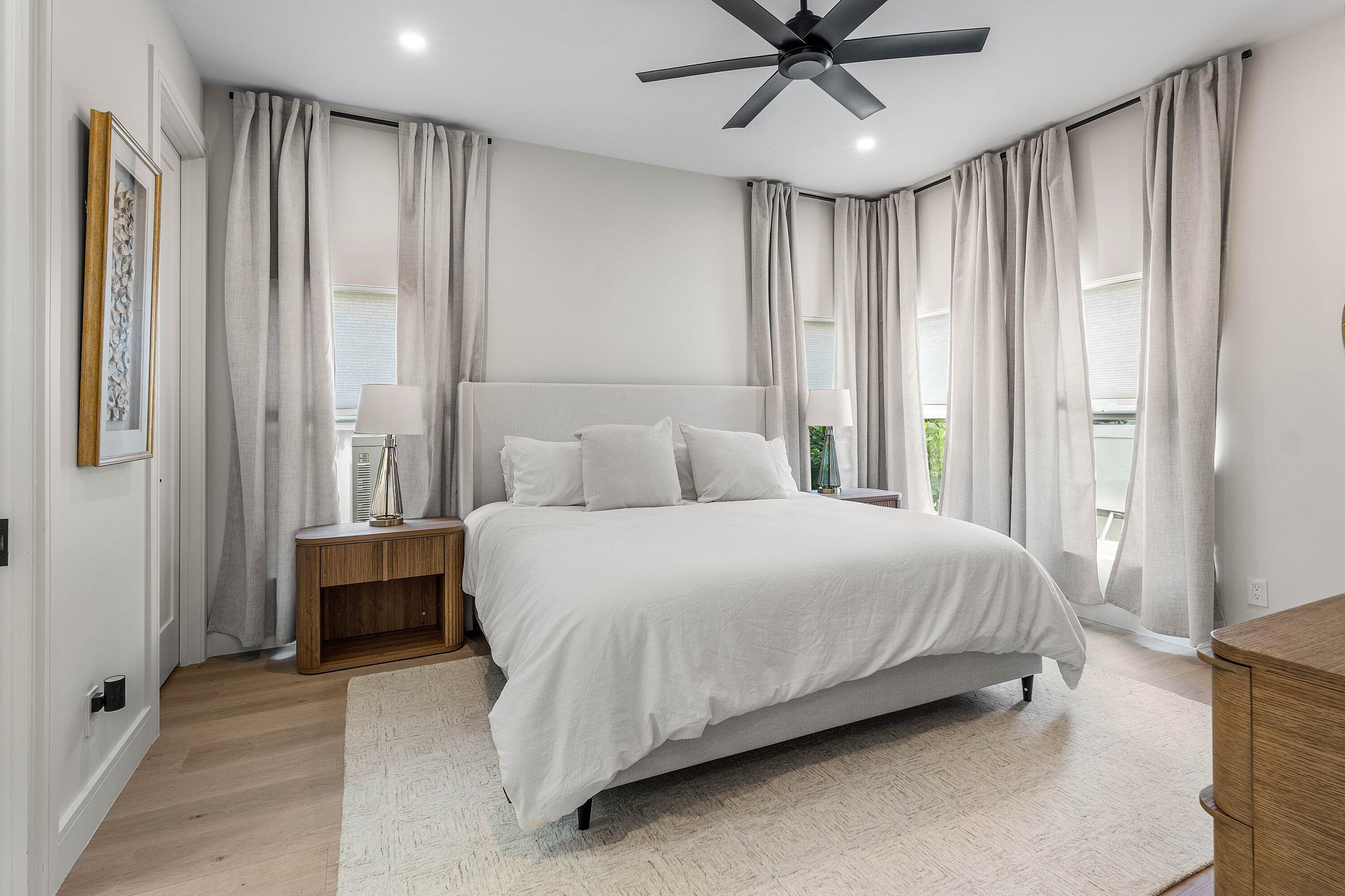 BREAKERS WEST 9 - Residential