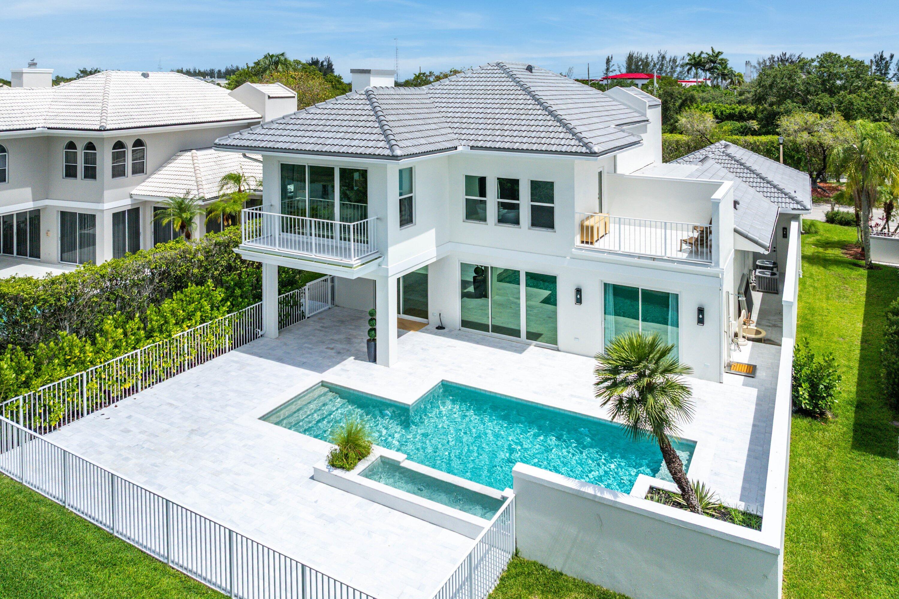 BREAKERS WEST 9 - Residential
