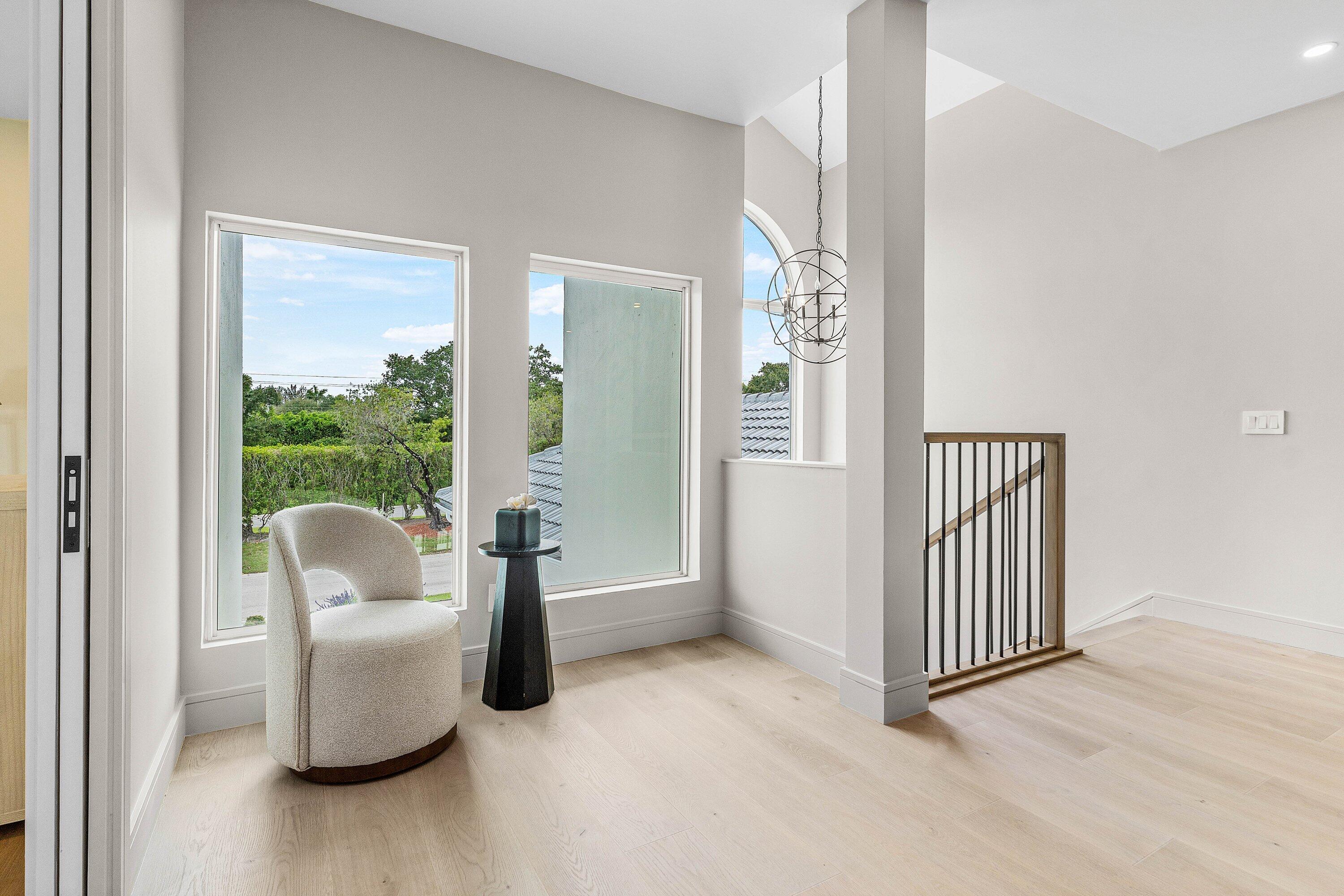 BREAKERS WEST 9 - Residential