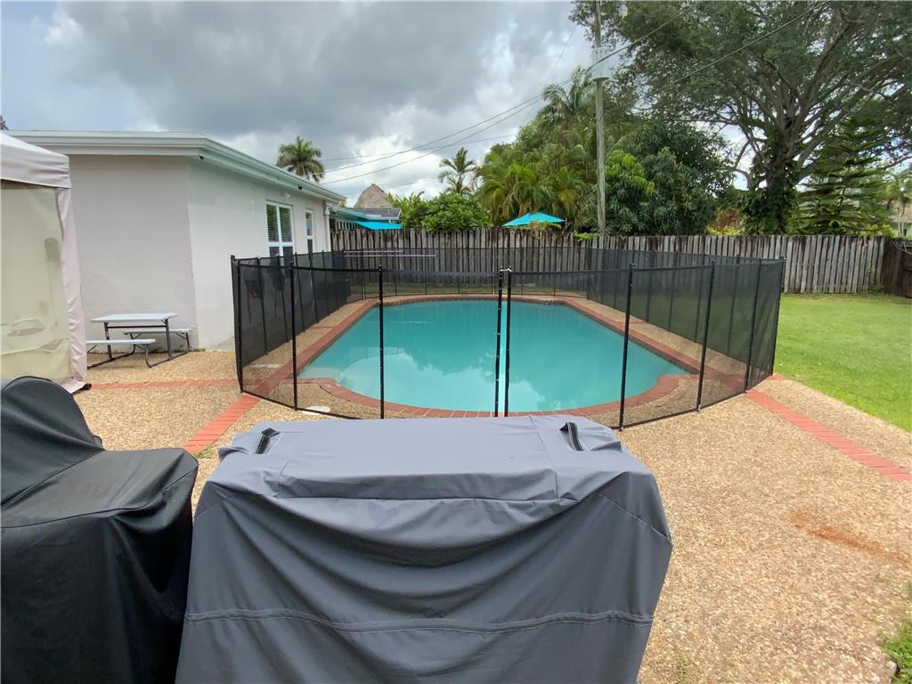 Sunrise Golf Village Sec - Residential