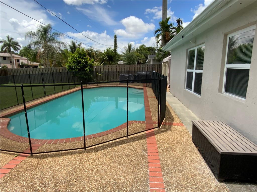 Sunrise Golf Village Sec - Residential