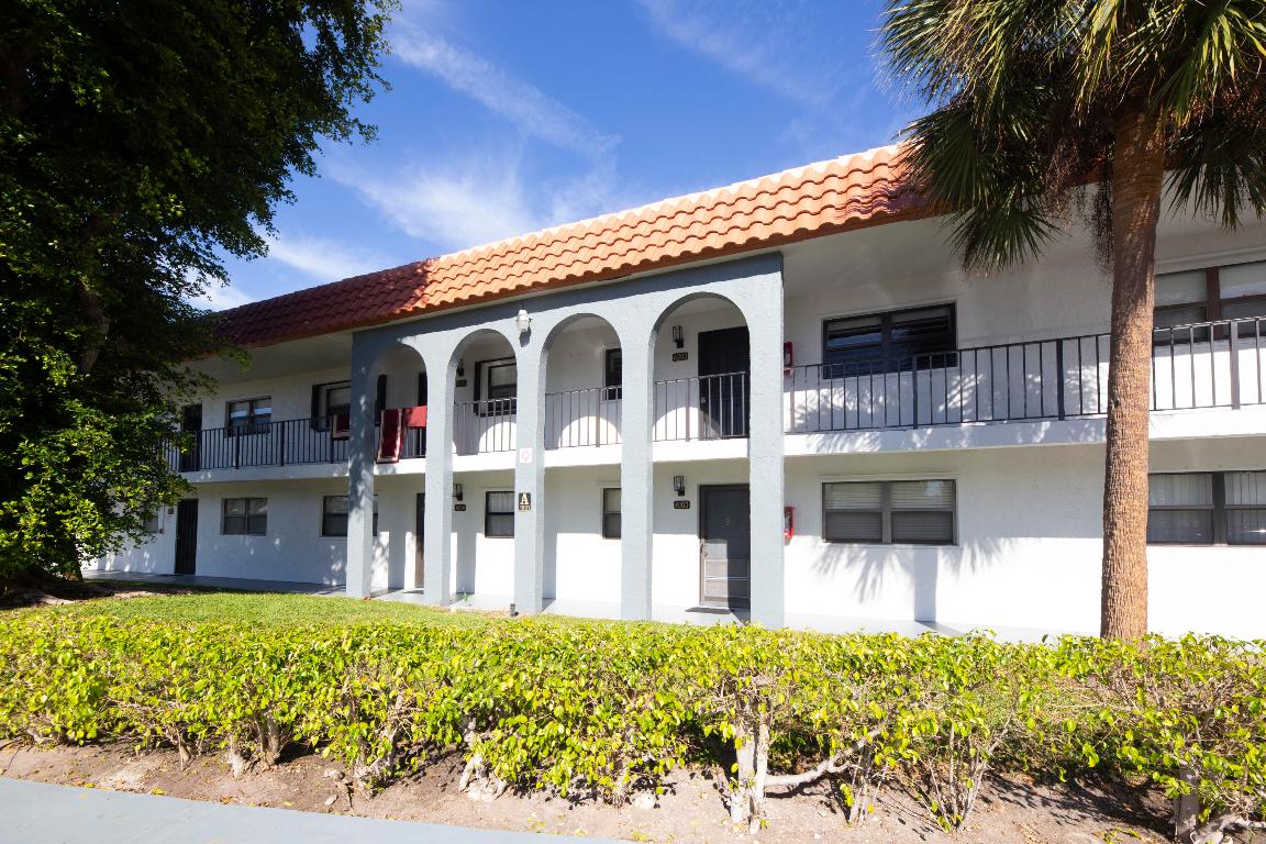 VENETIAN TERRACE CONDO - Residential