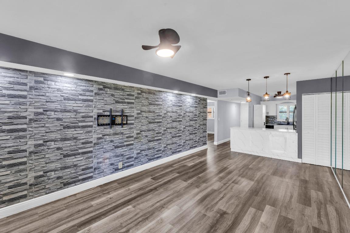 VENETIAN TERRACE CONDO - Residential