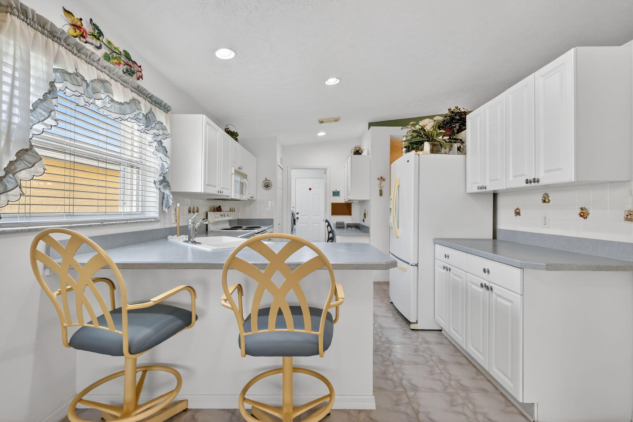 PALM GROVE SUBDIVISION - Residential