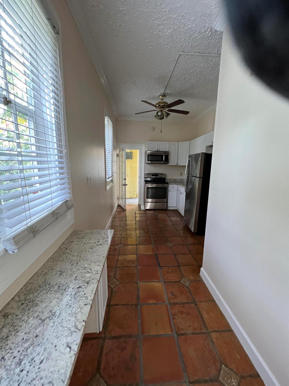 ERBS DAISY E ADD - Residential Lease