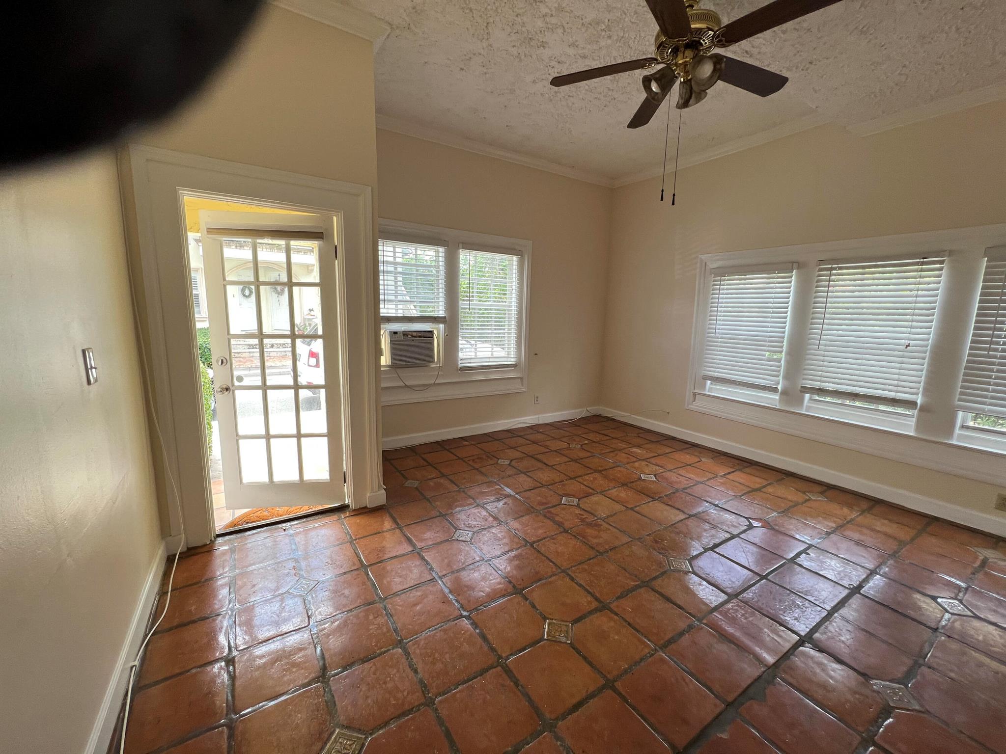 ERBS DAISY E ADD - Residential Lease