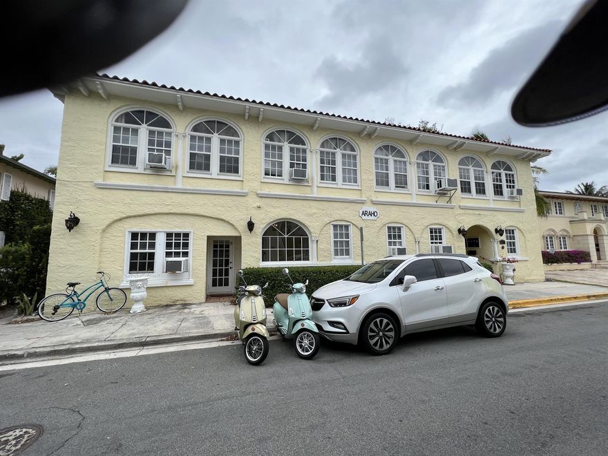 Adorable and Unique floor plan gives an open feel with Saltillo tile flooring throughout. This cozy home features air conditioner and stainless steel appliances. Perfectly located within one and one-half blocks from beach and Lake Trail along the Intracoastal. Walking distance to Publix, fine dining, entertainment, historic hotels, art galleries, upscale shopping districts such as Palm Beach's famous Worth Avenue and Royal Poinciana Plaza, and the Royal Poinciana Way Historic District. On site laundry, and on street permit parking. Rent Requirements: Credit Application, first + last mo. Rent + Security Deposit. Tenant pays: cable, electric. Pet ok upon approval. Will consider 6mth rental for $4000/mth