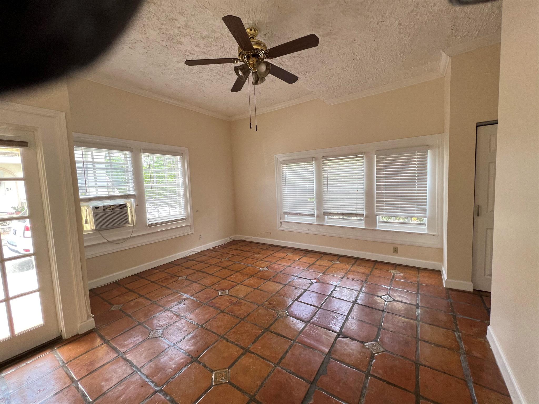 ERBS DAISY E ADD - Residential Lease