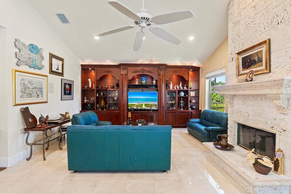 Hamptons - Residential Lease