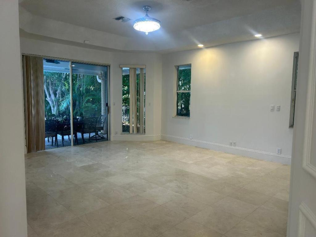 Hamptons - Residential Lease