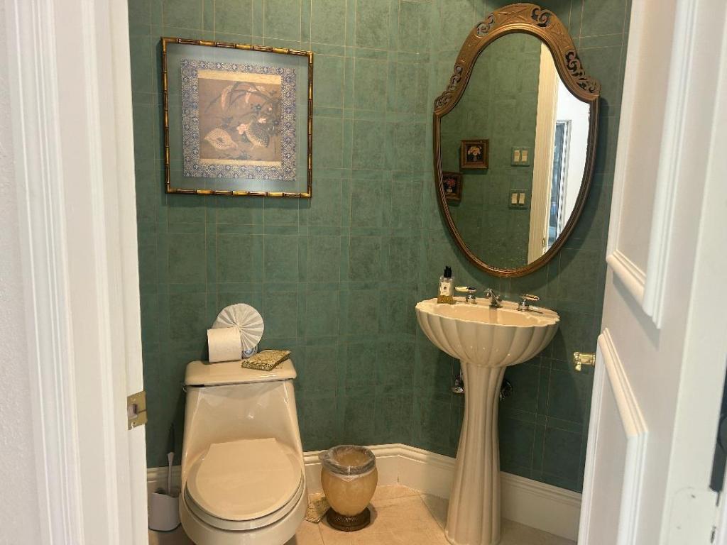 Hamptons - Residential Lease