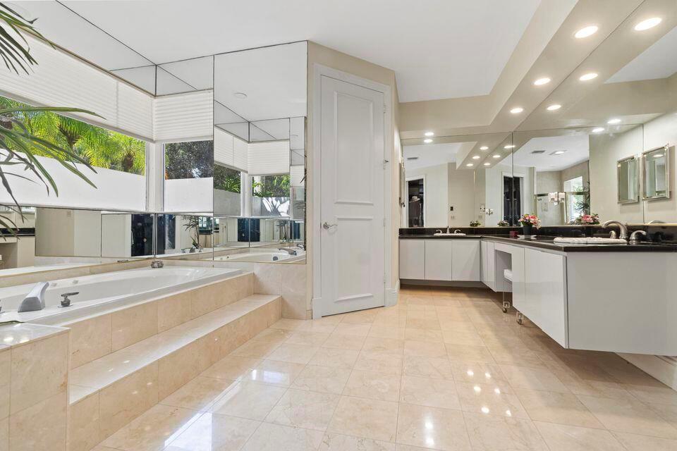 Hamptons - Residential Lease