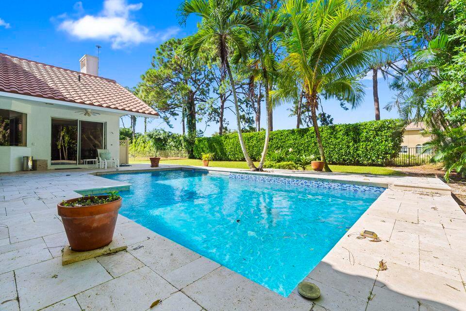 Hamptons - Residential Lease