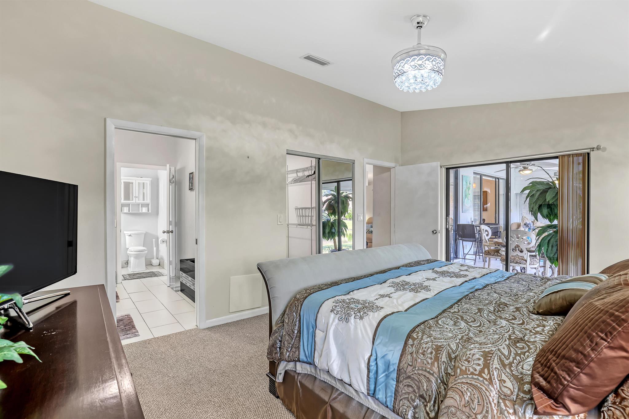 PALM SHORES - Residential