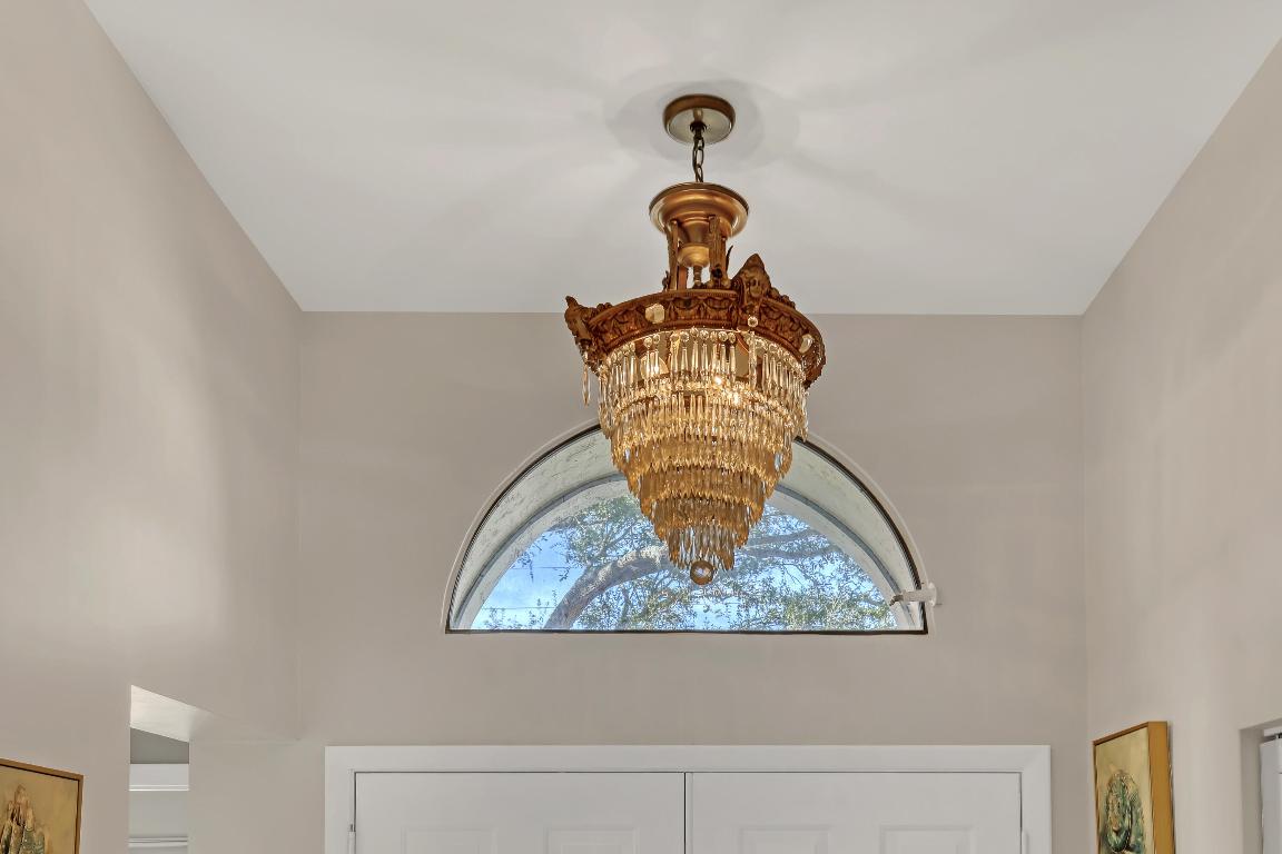 PALM SHORES - Residential