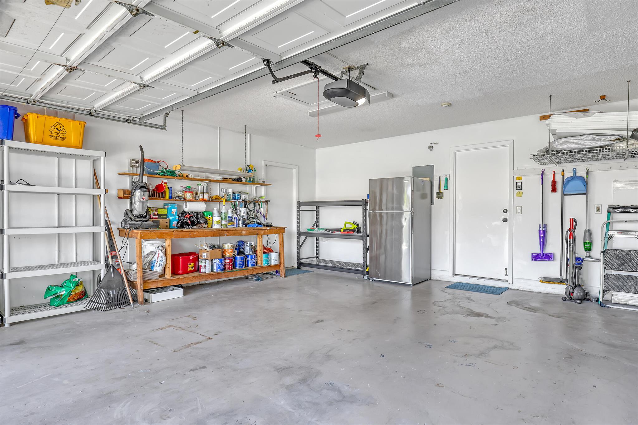 PALM SHORES - Residential