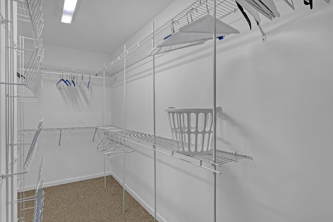 PALM SHORES - Residential