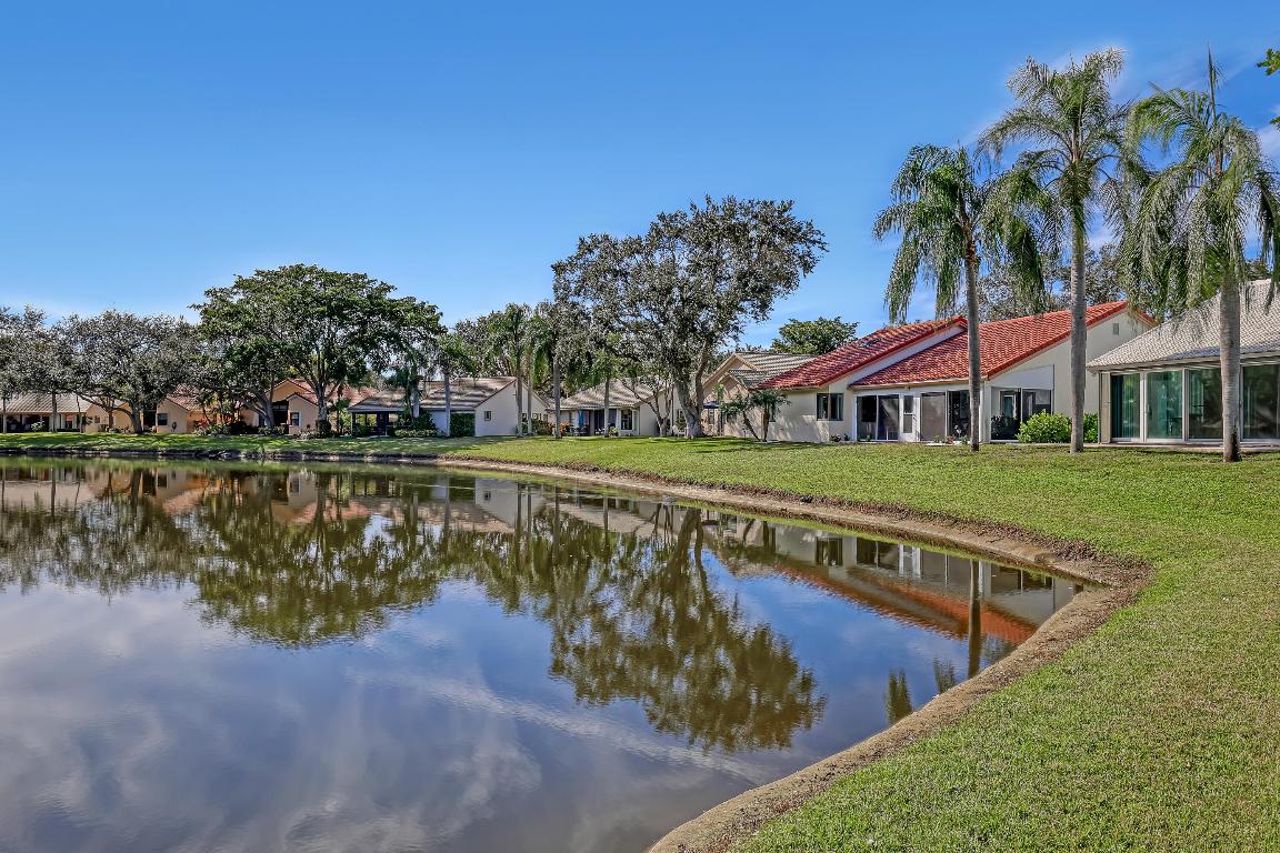 PALM SHORES - Residential