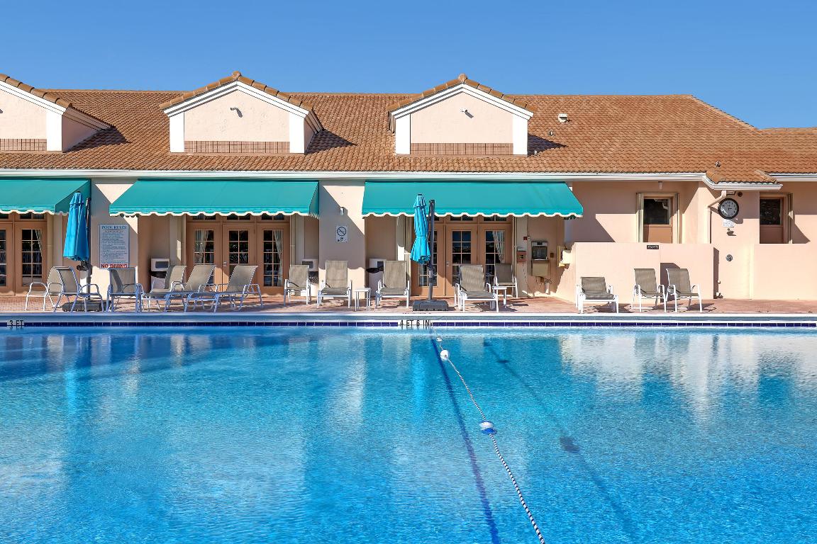 PALM SHORES - Residential