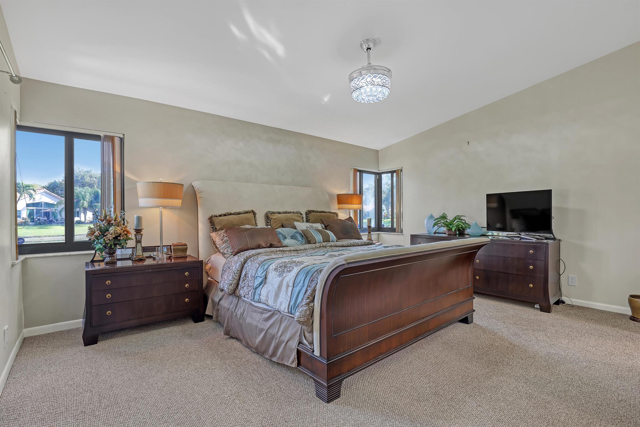 PALM SHORES - Residential