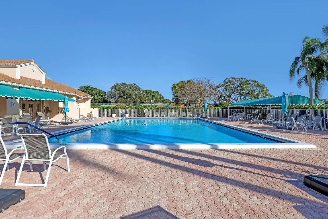 PALM SHORES - Residential