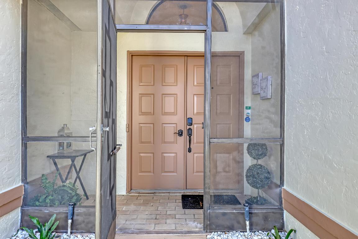 PALM SHORES - Residential