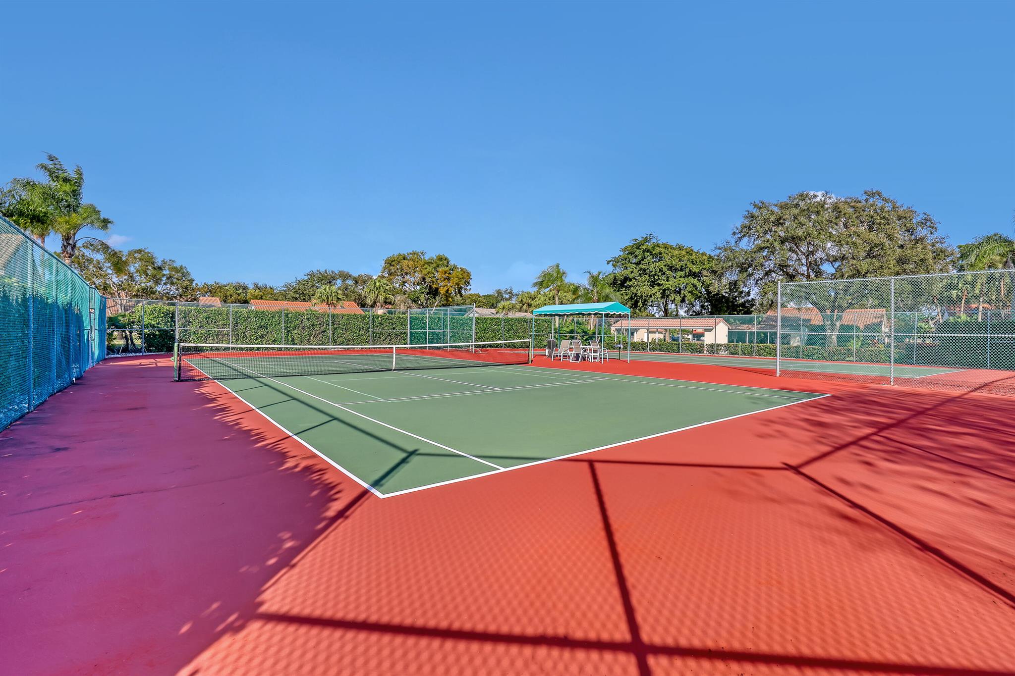 PALM SHORES - Residential