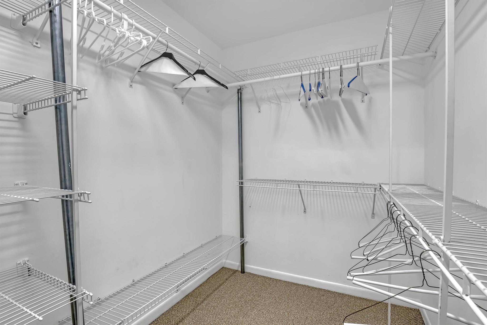 PALM SHORES - Residential