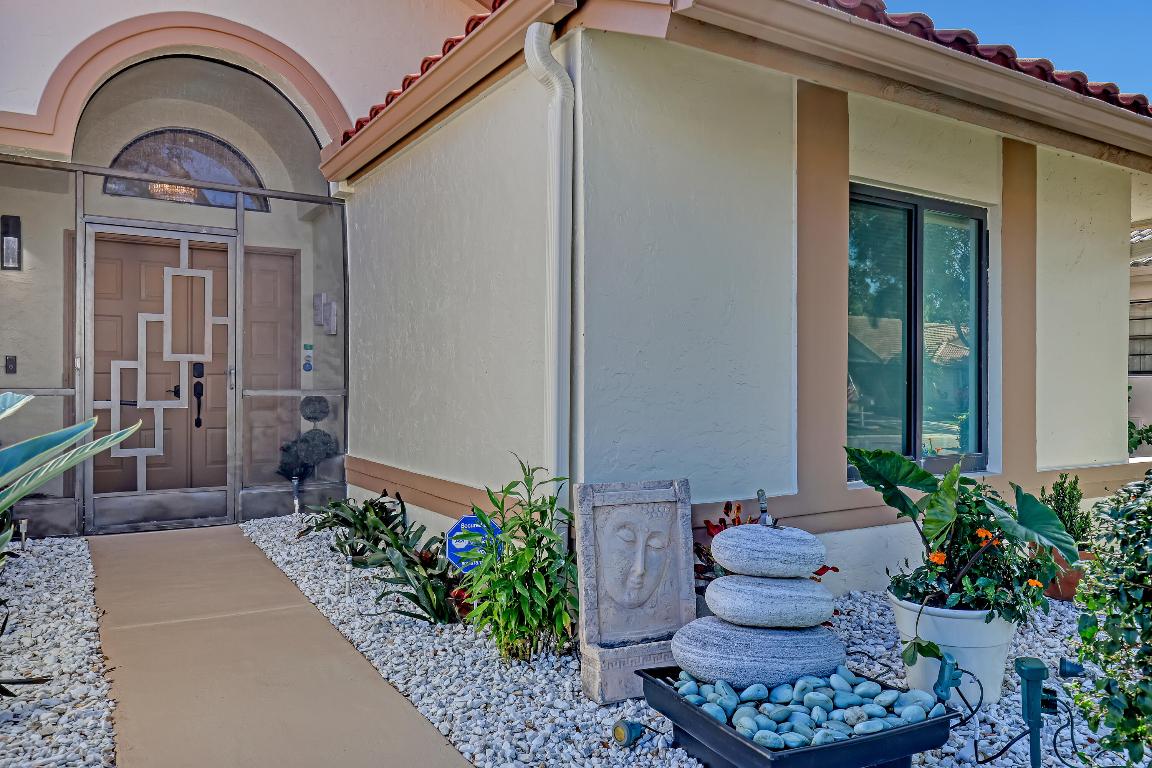 PALM SHORES - Residential