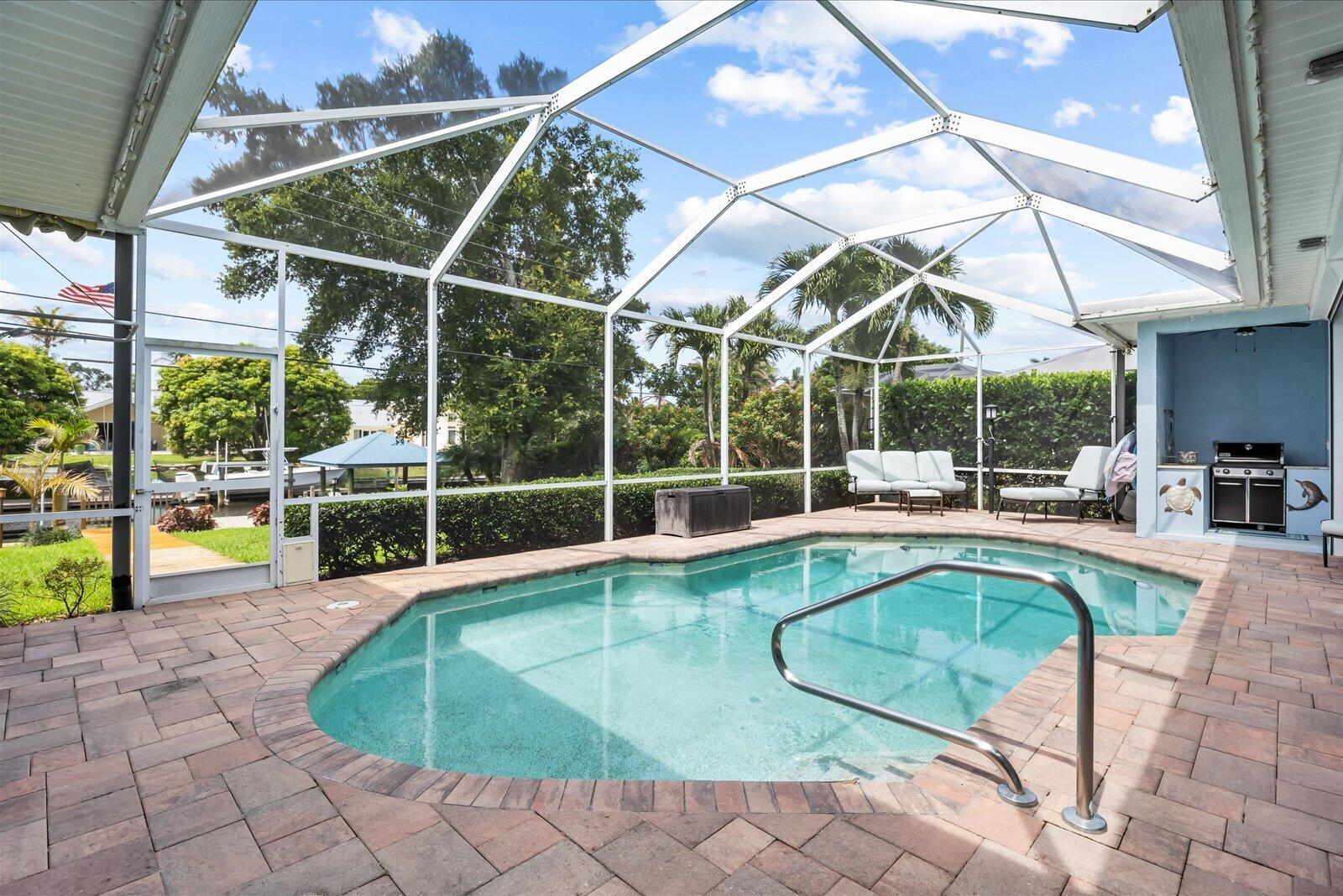 512 SW South Carolina Drive