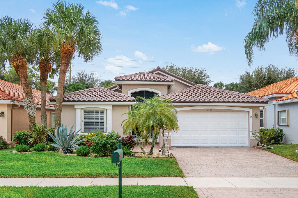 Photo of 7052 TRENTINO Way, Boynton Beach, FL 33472 (MLS # B26085949)