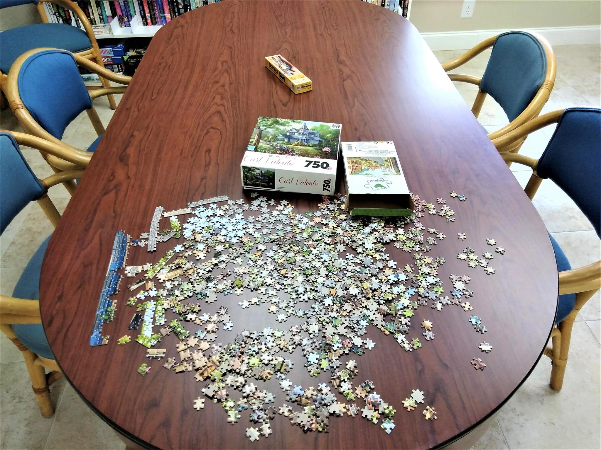 CRESTHAVEN VILLAS 14 CONDO - Residential