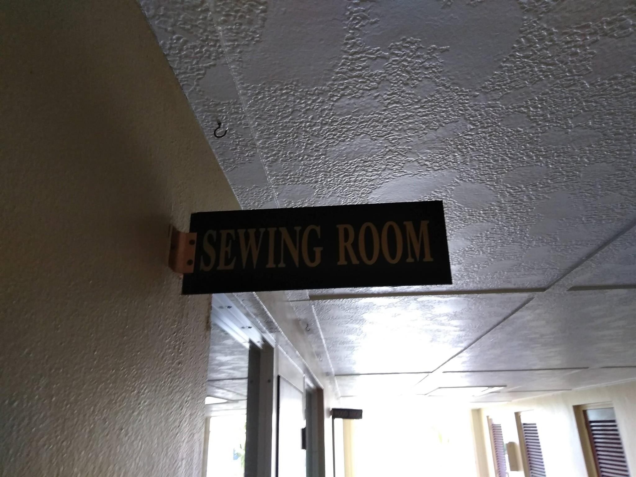 CRESTHAVEN VILLAS 14 CONDO - Residential