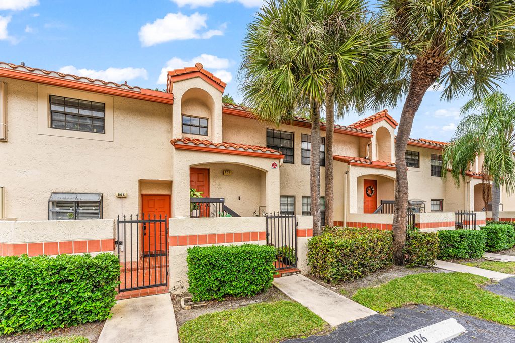 Photo of 906 Congressional Way #906, Deerfield Beach, FL 33442 (MLS # R11162345)