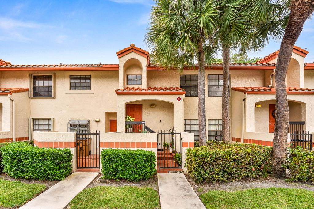 Photo of 906 Congressional Way #906, Deerfield Beach, FL 33442 (MLS # R11162345)