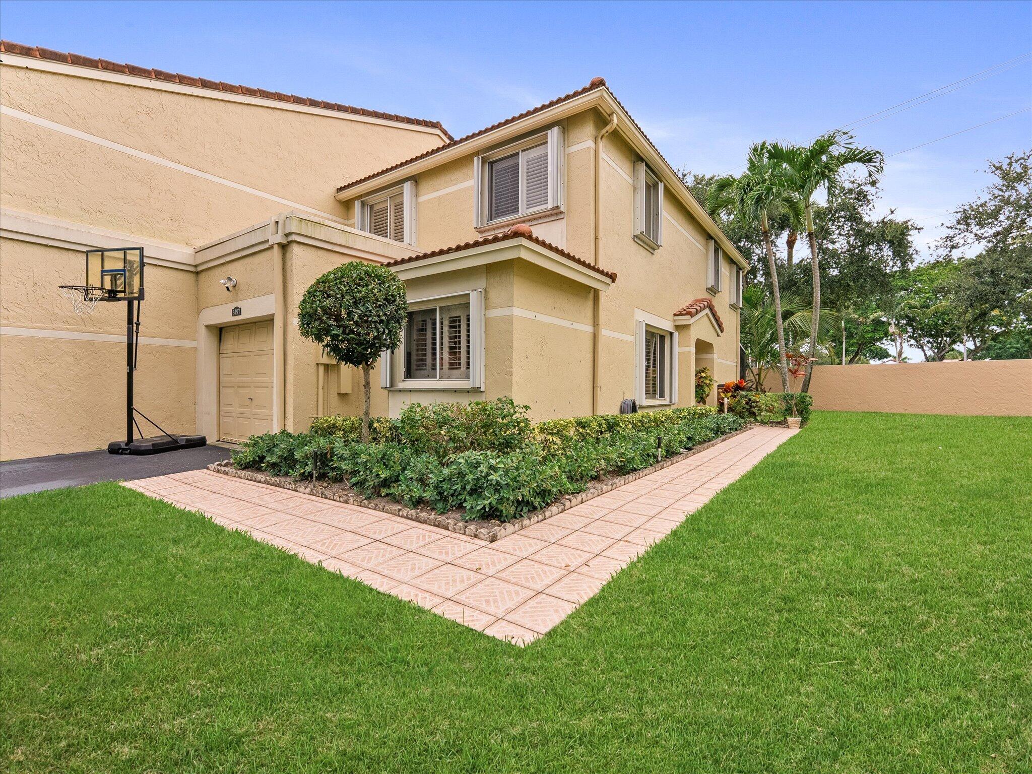 3497 DEER CREEK PALLADIAN Circle 3497