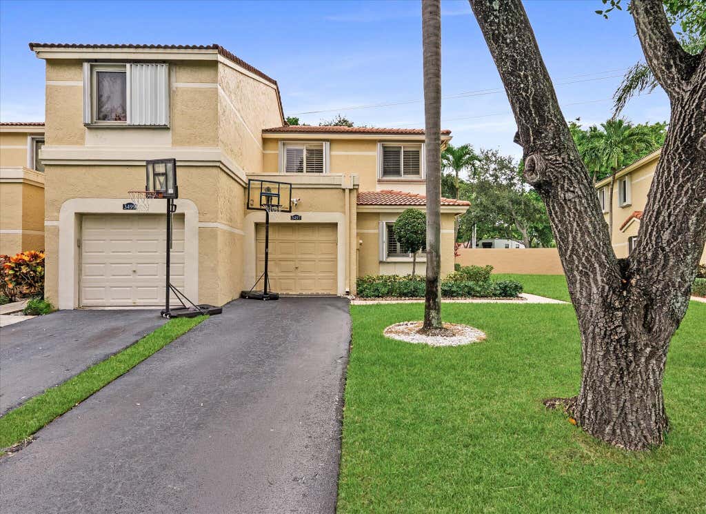 Photo of 3497 DEER CREEK PALLADIAN Circle #3497, Deerfield Beach, FL 33442 (MLS # B26062243)