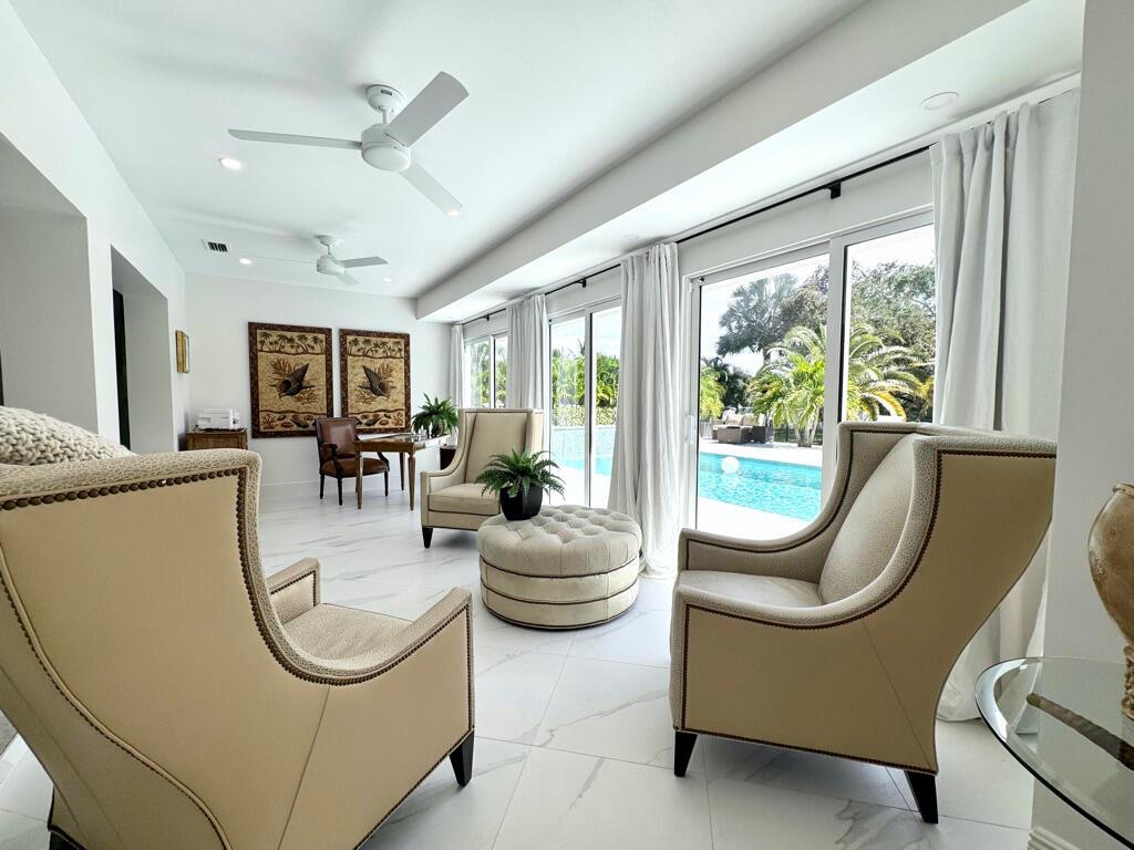 DELRAY LAKES ESTATES - Residential