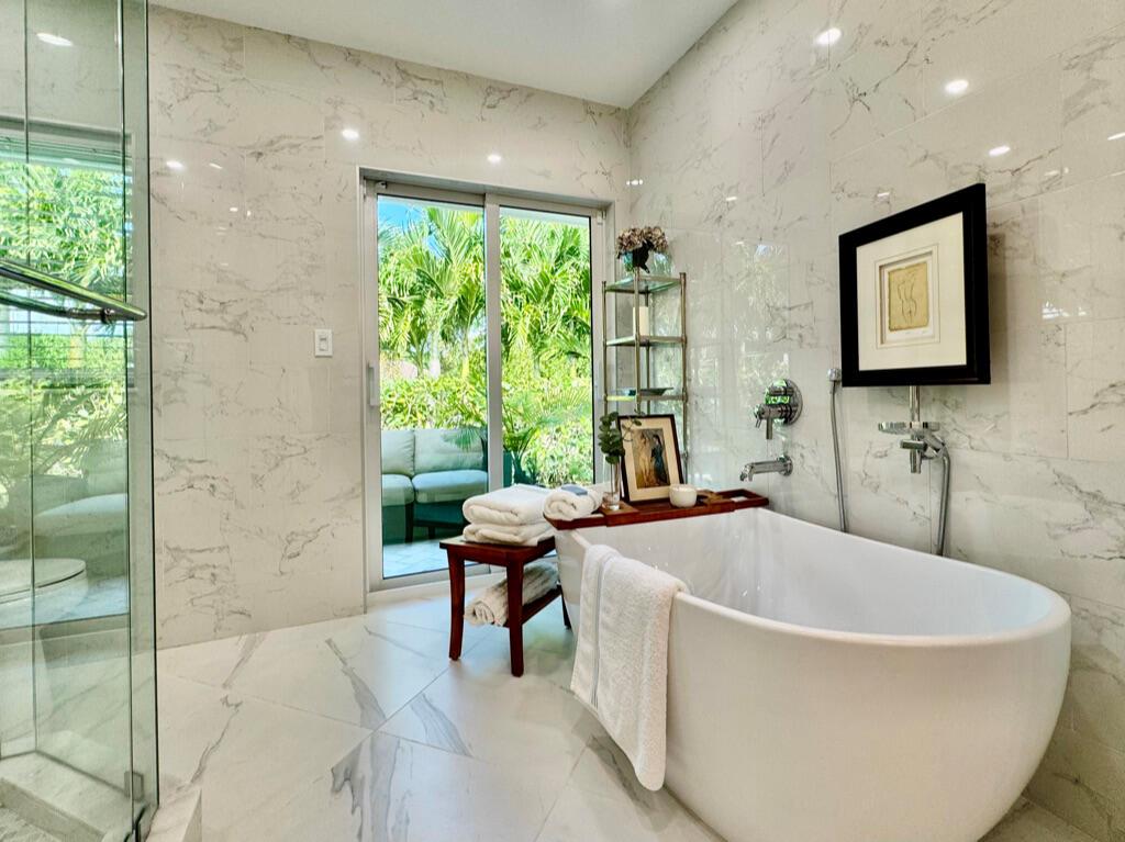 DELRAY LAKES ESTATES - Residential